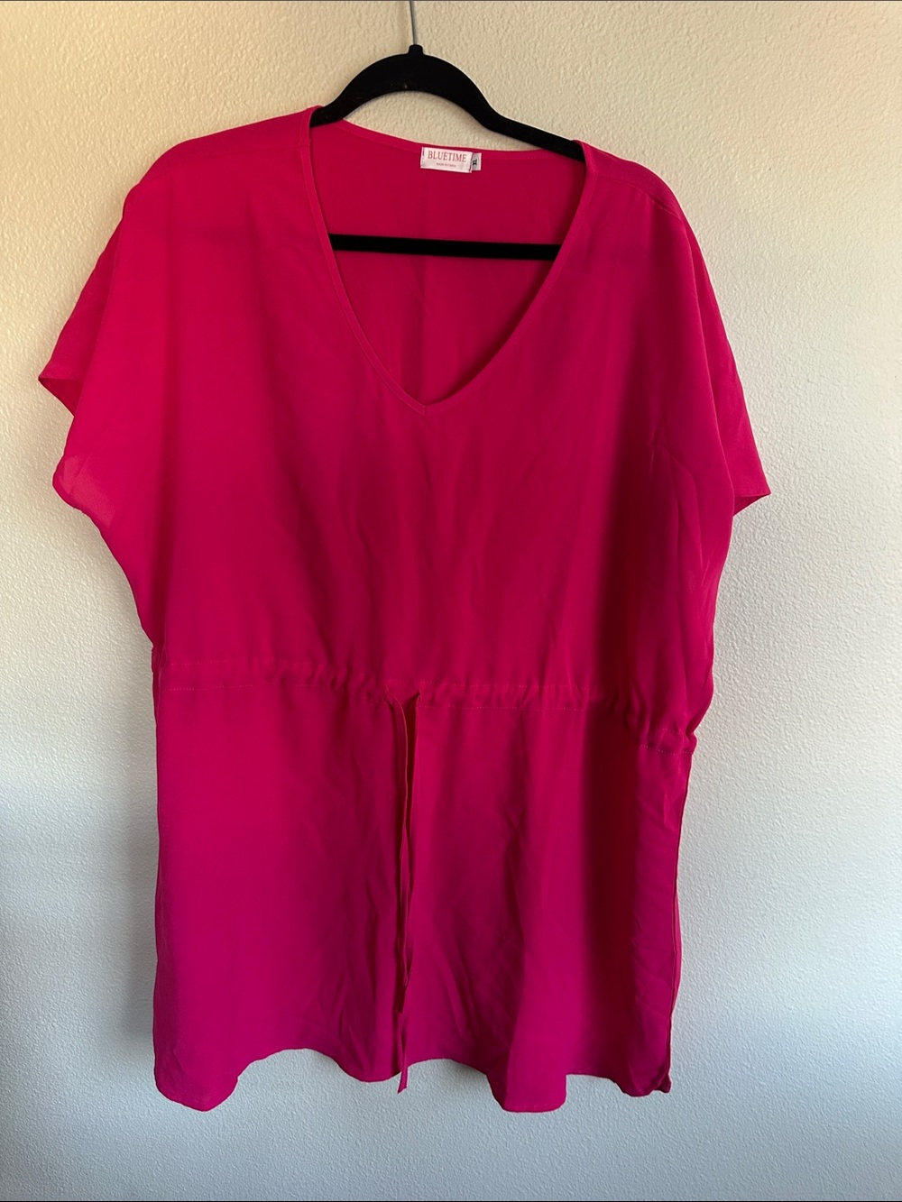 Belle + Sky Fuchsia V-Neck Drawstring Tunic